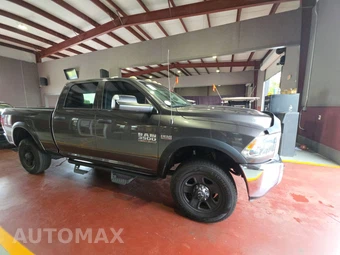 2017 Ram 3500 Tradesman Crew Cab Medium Bed - miniatura 3
