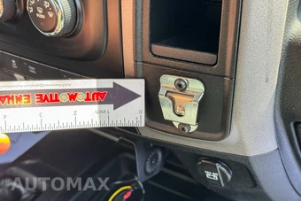 2017 Ram 3500 Tradesman Crew Cab Medium Bed - miniatura 36