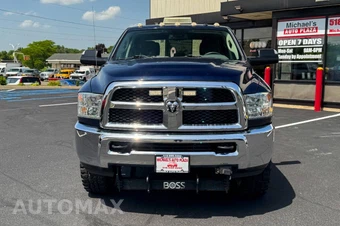 2017 Ram 3500 Tradesman Crew Cab Medium Bed - miniatura 9