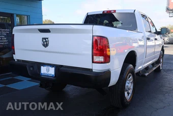 2017 Ram 3500 Tradesman Crew Cab Medium Bed - miniatura 4