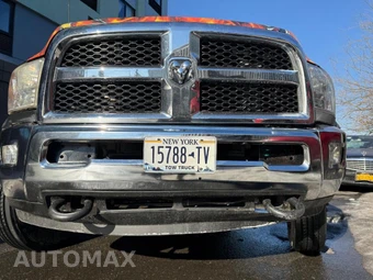 2017 Ram 4500 Cab Chassis SLT Regular Cab DRW - miniatura 10