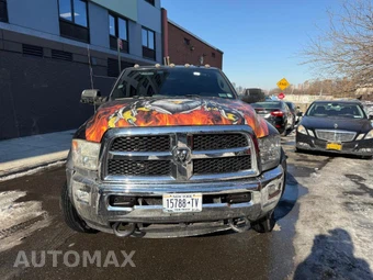 2017 Ram 4500 Cab Chassis SLT Regular Cab DRW - miniatura 8