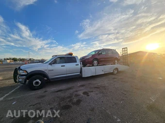2017 Ram 5500 Cab Chassis SLT Crew Cab DRW - miniatura 43