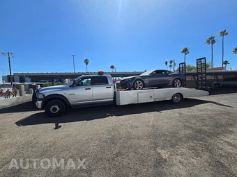 2017 Ram 5500 Cab Chassis SLT Crew Cab DRW - miniatura 50