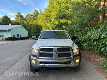 2017 Ram 5500 Cab Chassis Tradesman Crew Cab DRW - miniatura 7