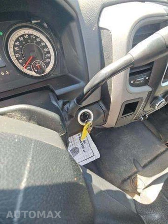 2017 Ram 5500 Cab Chassis Tradesman Regular Cab DRW – miniatura 8