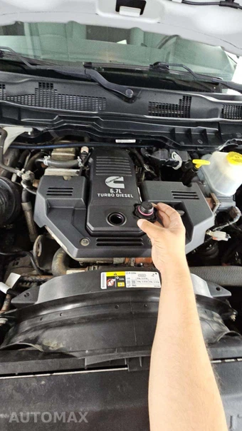 2017 Ram 5500 Cab Chassis Tradesman Regular Cab DRW - miniatura 18
