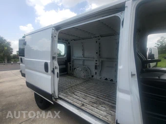 2017 Ram ProMaster 1500 Cargo Van Low Roof 136.0" WB - miniatura 31