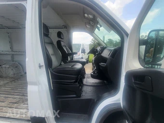 2017 Ram ProMaster 1500 Cargo Van Low Roof 136.0" WB - miniatura 32