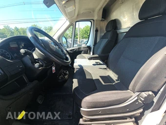 2017 Ram ProMaster 1500 Cargo Van Low Roof 136.0" WB – miniatura 7
