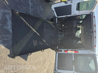 2017 Ram ProMaster 1500 Cargo Van Low Roof 136.0" WB - miniatura 17
