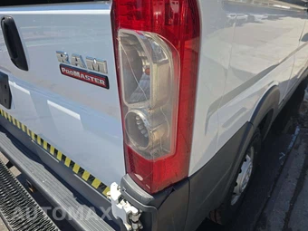 2017 Ram ProMaster 2500 Cargo Van High Roof 136.0" WB - miniatura 19