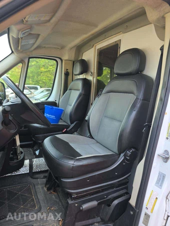 2017 Ram ProMaster 2500 Cargo Van High Roof 159.0" WB – miniatura 6
