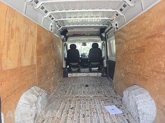 2017 Ram ProMaster 2500 Cargo Van High Roof 159.0" WB – miniatura 15