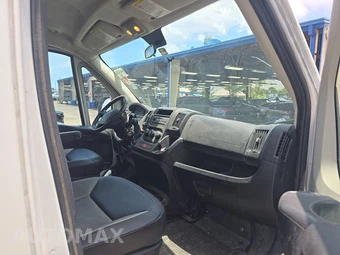 2017 Ram ProMaster 2500 Cargo Van High Roof 159.0" WB – miniatura 8