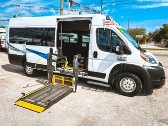 2017 Ram ProMaster 3500 Window Van High Roof 159.0" WB - samochód z USA z aukcji Manheim, oferta Kup Teraz w AUTOMAX