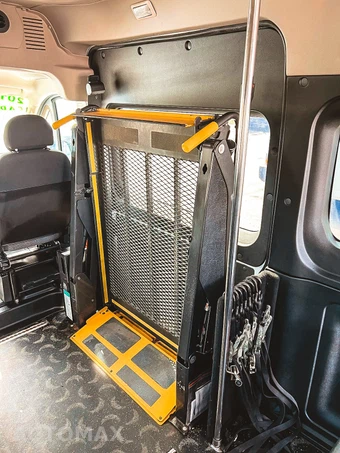 2017 Ram ProMaster 3500 Window Van High Roof 159.0" WB - miniatura 25