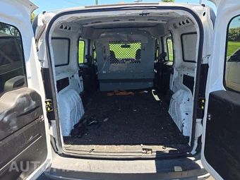 2017 Ram ProMaster City Cargo Van Tradesman 122.4" WB - miniatura 14