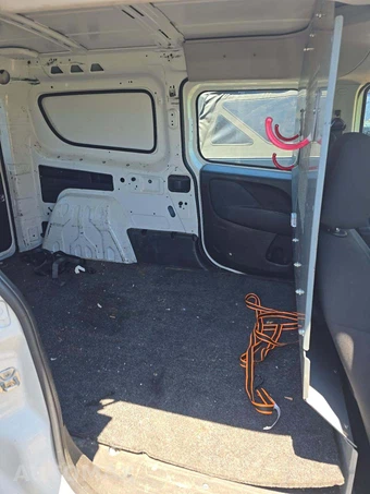 2017 Ram ProMaster City Cargo Van Tradesman 122.4" WB - miniatura 16