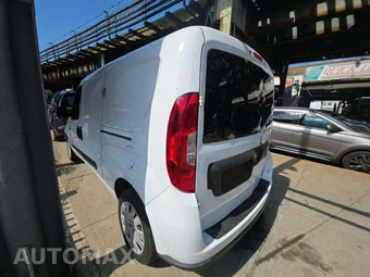 2017 Ram ProMaster City Cargo Van Tradesman SLT 122.4" WB - miniatura 2