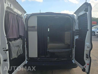 2017 Ram ProMaster City Cargo Van Tradesman SLT 122.4" WB - miniatura 11