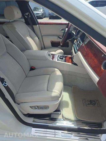 2017 Rolls-Royce Ghost – miniatura 18