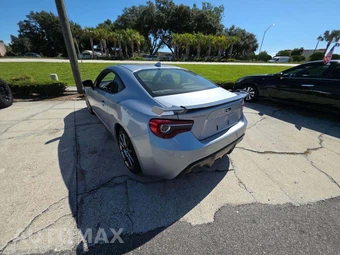 2017 Subaru BRZ Limited - miniatura 2