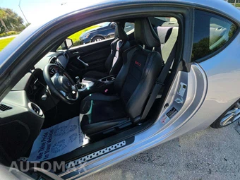 2017 Subaru BRZ Limited - miniatura 6