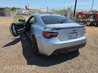 2017 Subaru BRZ Limited - miniatura 2