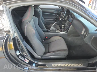 2017 Subaru BRZ Premium - miniatura 8