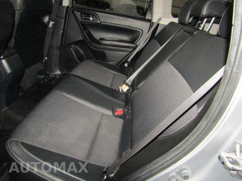 2017 Subaru Forester 2.0XT Premium - miniatura 18
