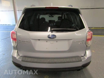 2017 Subaru Forester 2.0XT Premium - miniatura 5