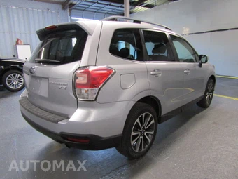 2017 Subaru Forester 2.0XT Premium - miniatura 6