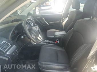 2017 Subaru Forester 2.0XT Premium – miniatura 7