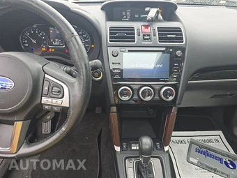 2017 Subaru Forester 2.0XT Touring - miniatura 11