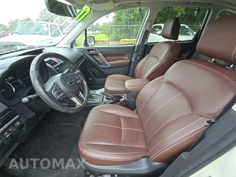 2017 Subaru Forester 2.0XT Touring - miniatura 7