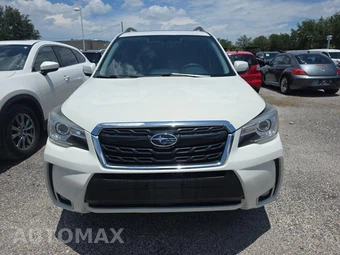 2017 Subaru Forester 2.0XT Touring - miniatura 2
