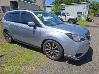 2017 Subaru Forester 2.0XT Touring - miniatura 4