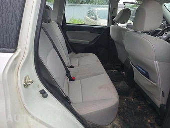 2017 Subaru Forester 2.5i - miniatura 13