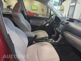 2017 Subaru Forester 2.5i – miniatura 8