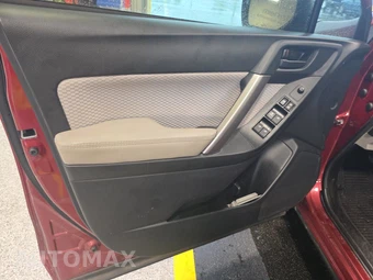 2017 Subaru Forester 2.5i – miniatura 9