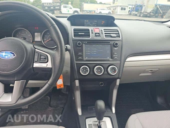 2017 Subaru Forester 2.5i - miniatura 7
