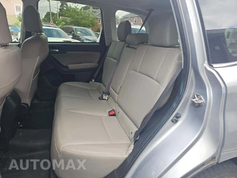 2017 Subaru Forester 2.5i Limited - miniatura 10