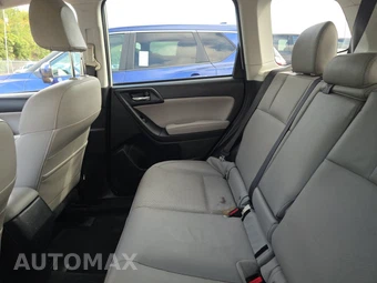 2017 Subaru Forester 2.5i Limited – miniatura 13