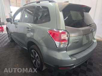 2017 Subaru Forester 2.5i Limited – miniatura 2