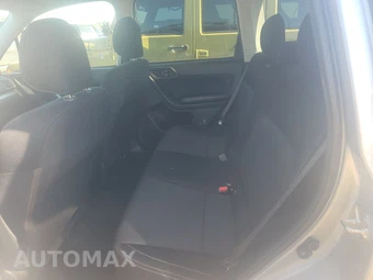 2017 Subaru Forester 2.5i Premium – miniatura 13