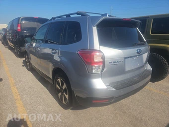 2017 Subaru Forester 2.5i Premium – miniatura 6