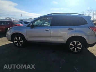 2017 Subaru Forester 2.5i Premium – miniatura 3