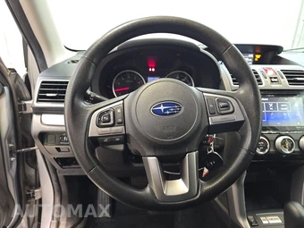 2017 Subaru Forester 2.5i Premium – miniatura 10