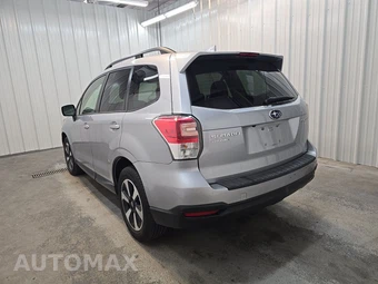 2017 Subaru Forester 2.5i Premium – miniatura 6